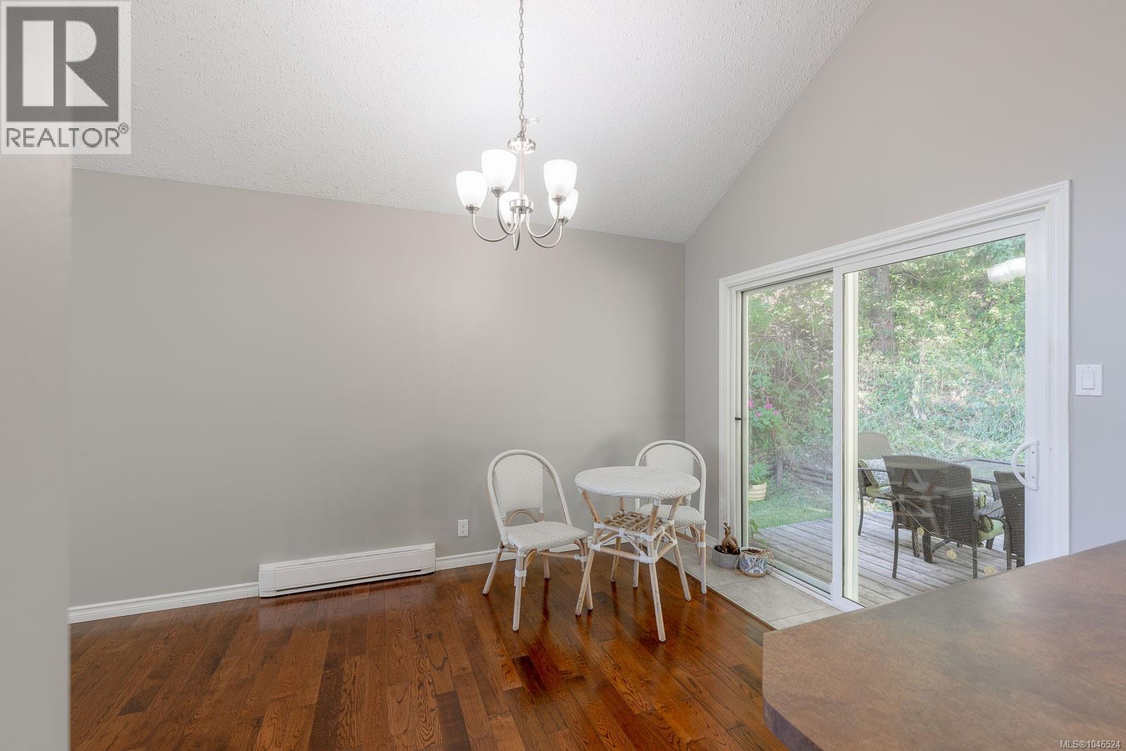 2151 Lakeside Dr - 14