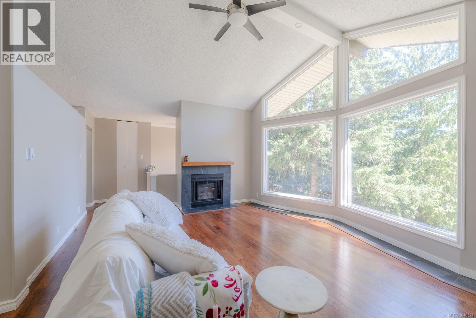 2151 Lakeside Dr - 8