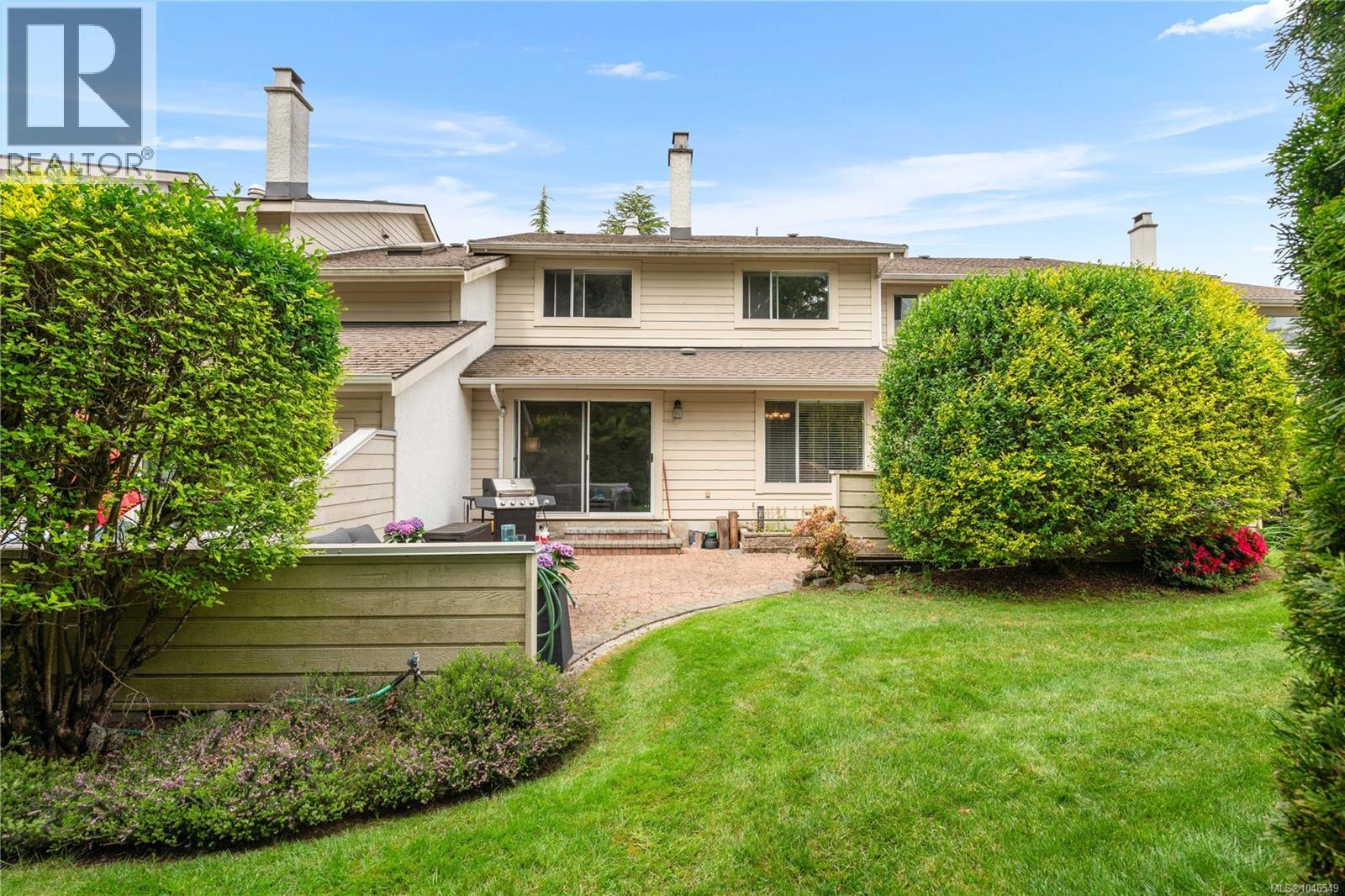 32 1287 Verdier Ave, Central Saanich