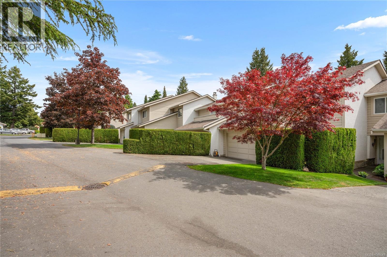32 1287 Verdier Ave, Central Saanich