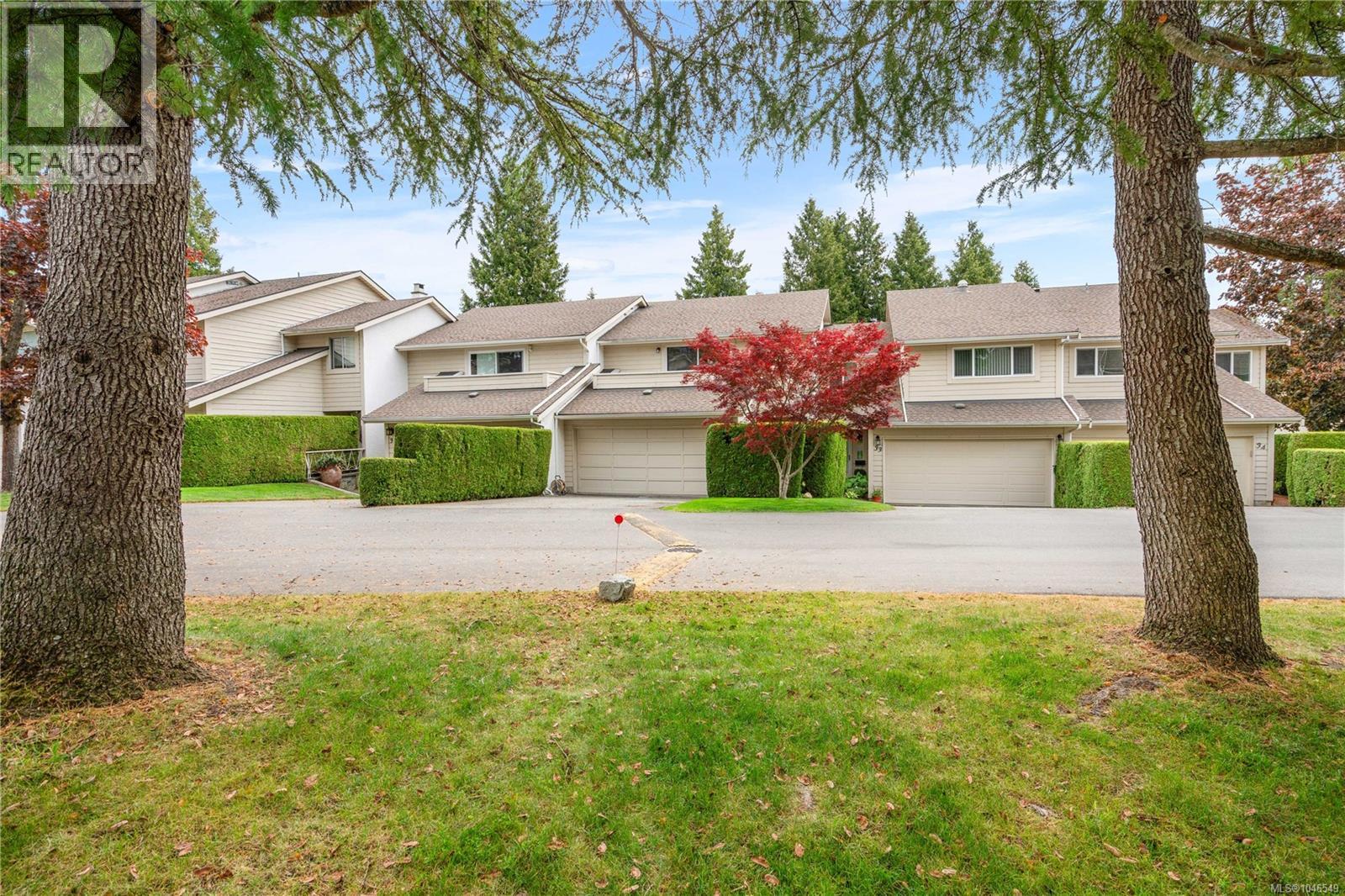 32 1287 Verdier Ave, Central Saanich