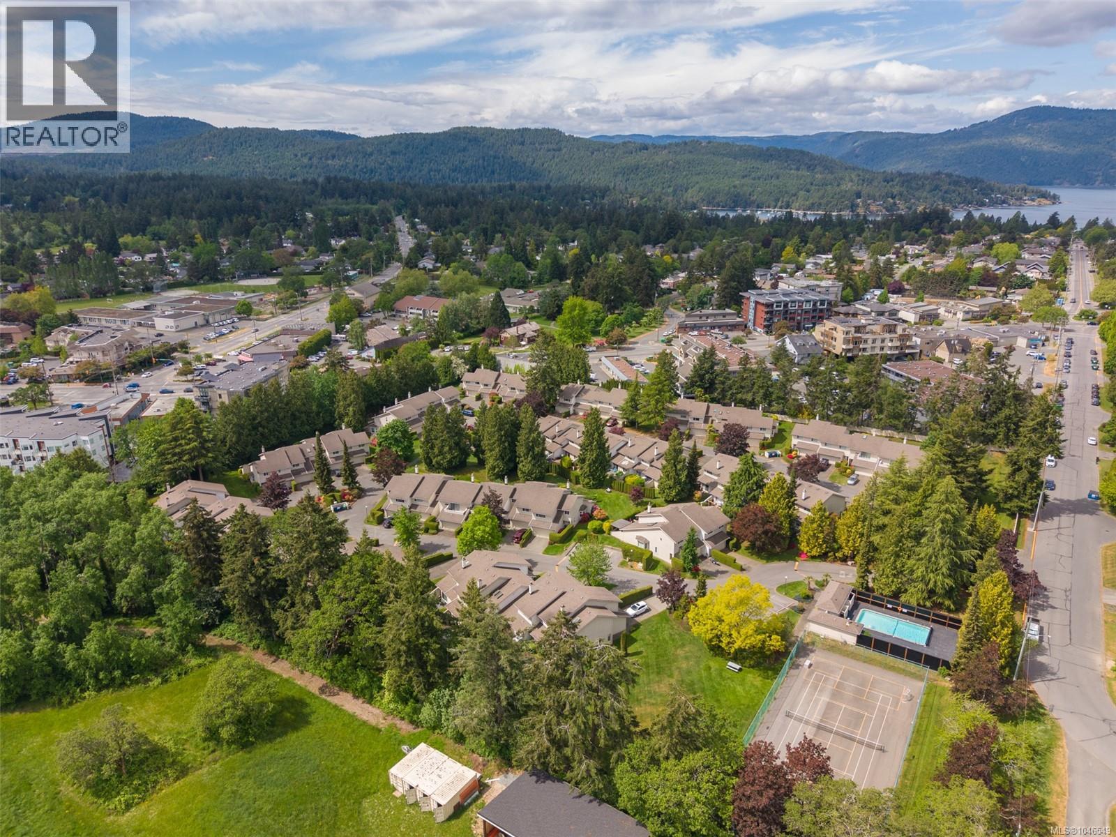 32 1287 Verdier Ave, Central Saanich