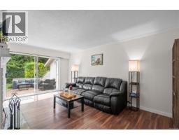 Bathroom - 32 1287 Verdier Ave, Central Saanich, BC V8M1H1 Photo 6