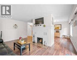 Kitchen - 32 1287 Verdier Ave, Central Saanich, BC V8M1H1 Photo 7