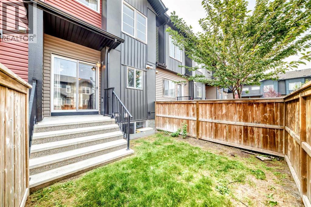 220 Red Embers Way NE - 16