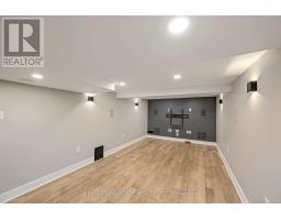 945 Colborne Street, London East, ON N6A4A5 Photo 21