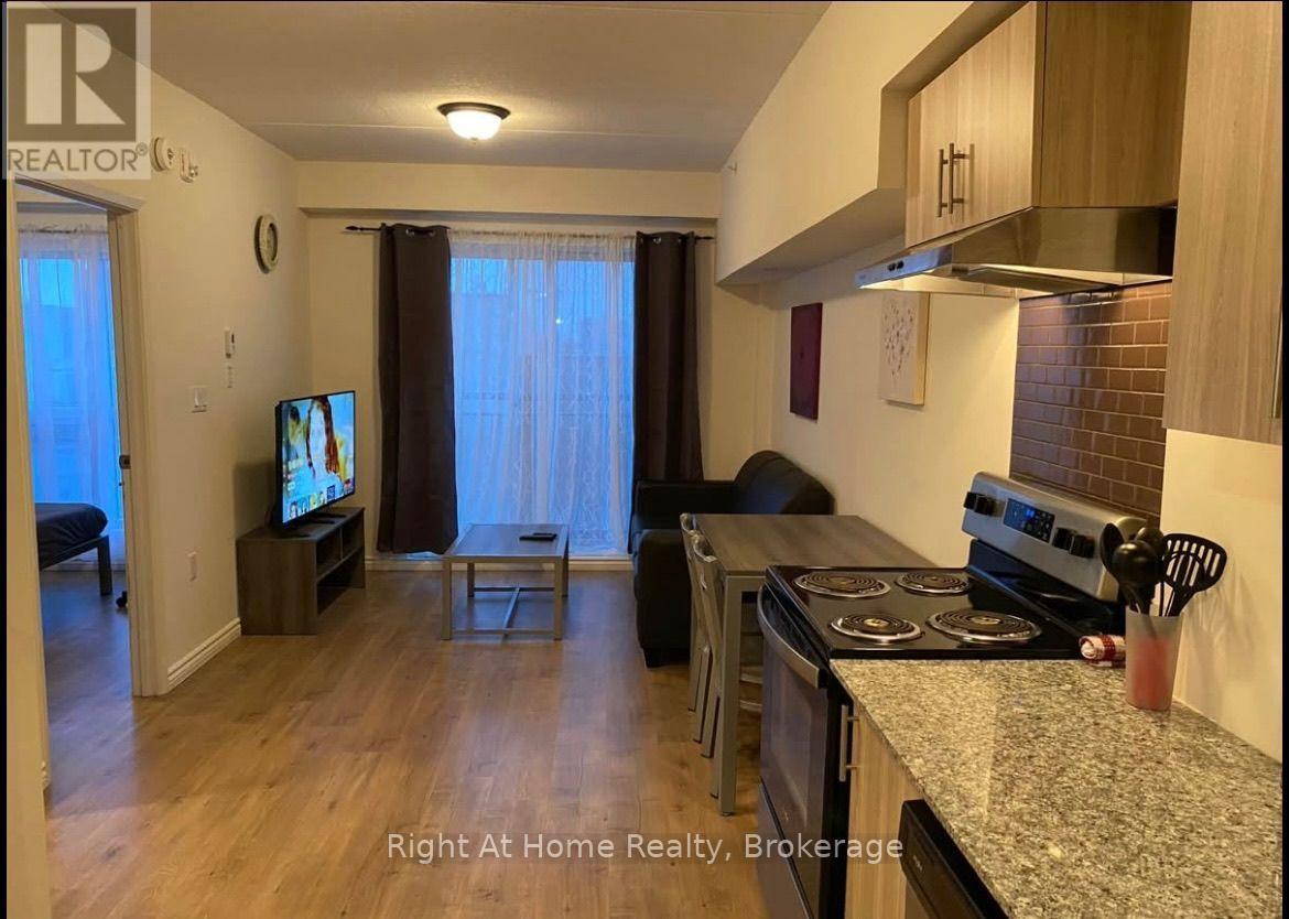 B602 - 275 LARCH STREET — photo 3