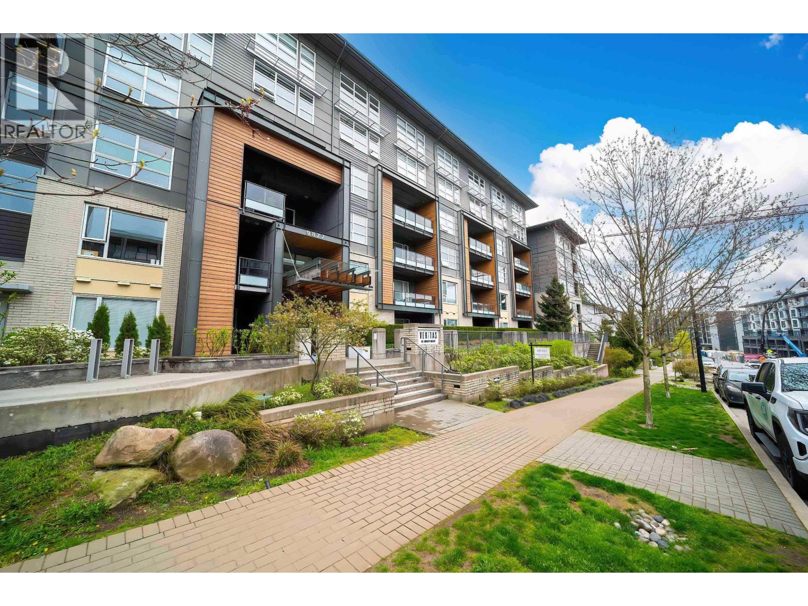 2 Bed, 2 Bath Apartment for Sale in Burnaby – 310 9877 UNIVERSITY CRESCENT, Burnaby – MLS# R3154546
