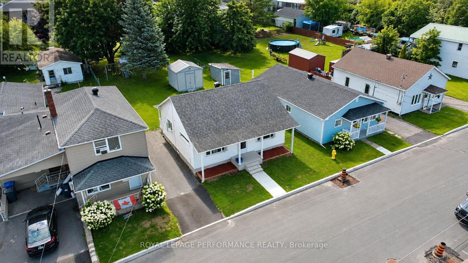 279 CATHERINE STREET - Image 24