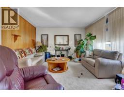 Family room - 2160 Mcdonald Street, Regina, SK S4N2Y7 Photo 8