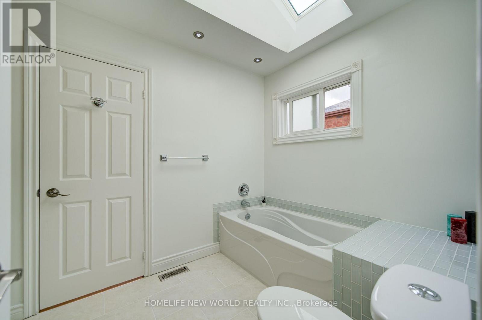 12 BELLSIDE DRIVE - 25