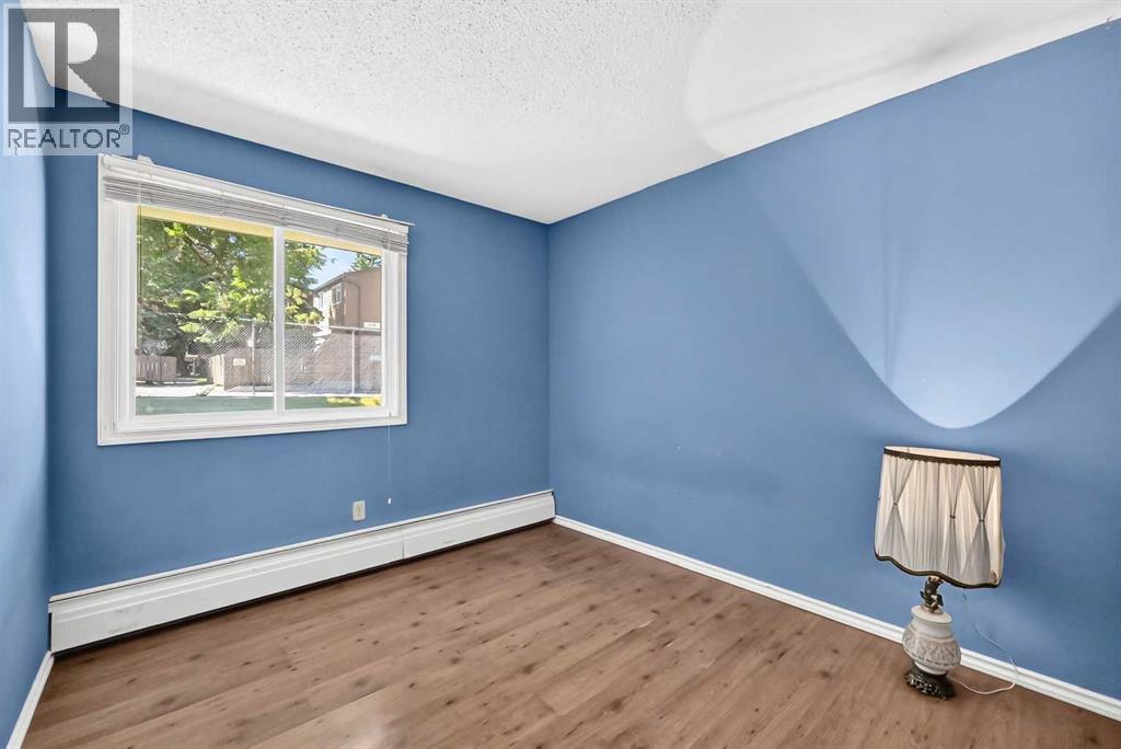 #9106 315 Southampton Drive SW - 26