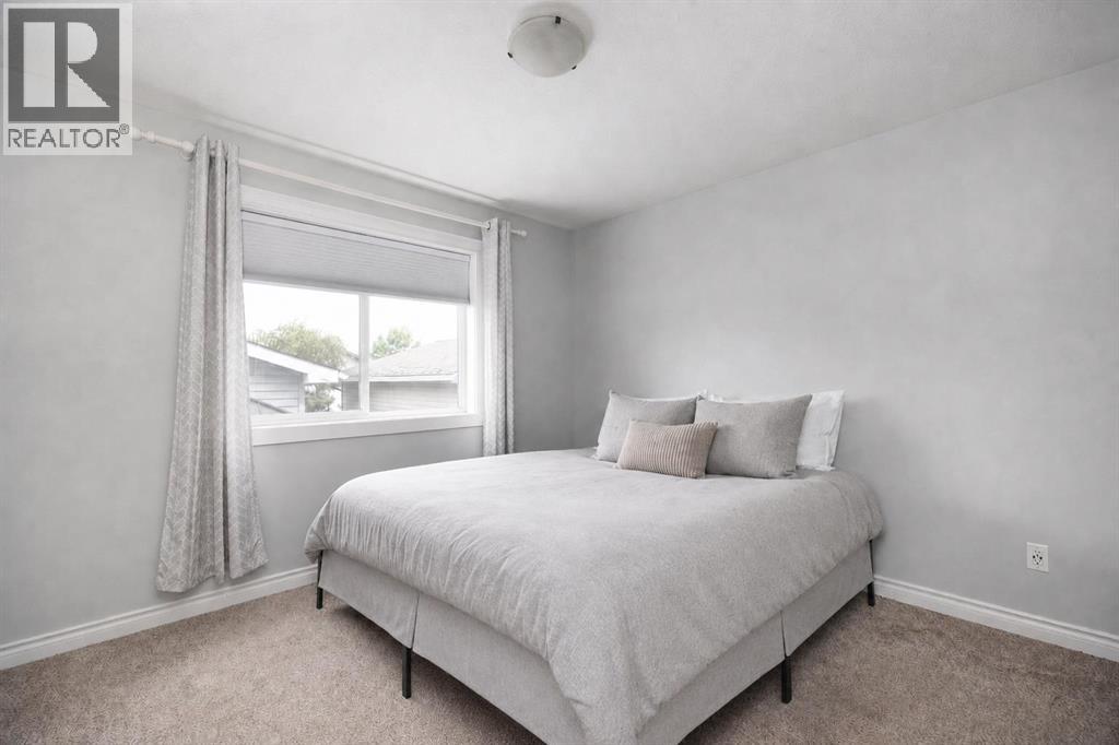136 Parry Crescent - Photo 11
