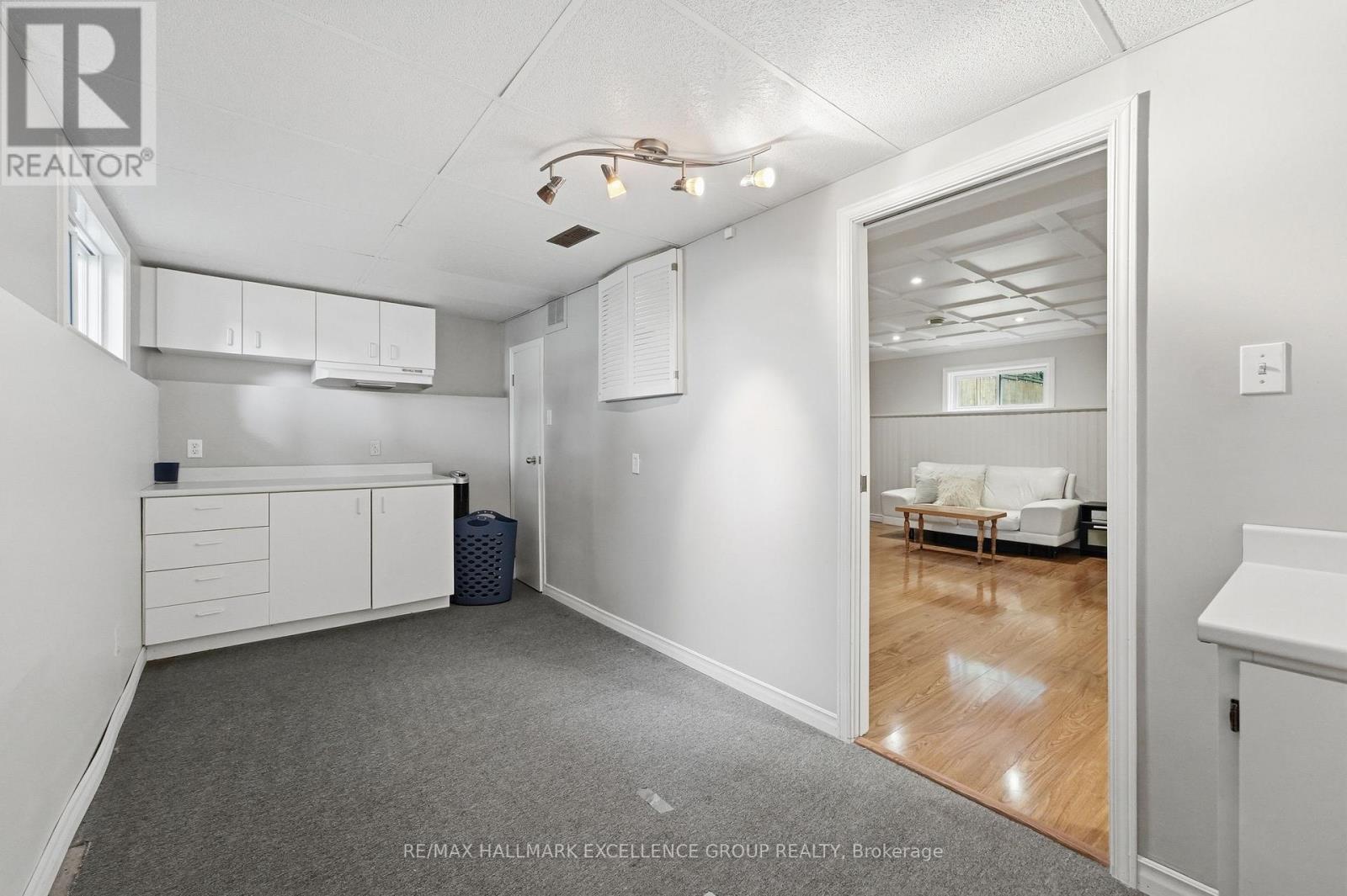 495 DALRYMPLE DRIVE - 29