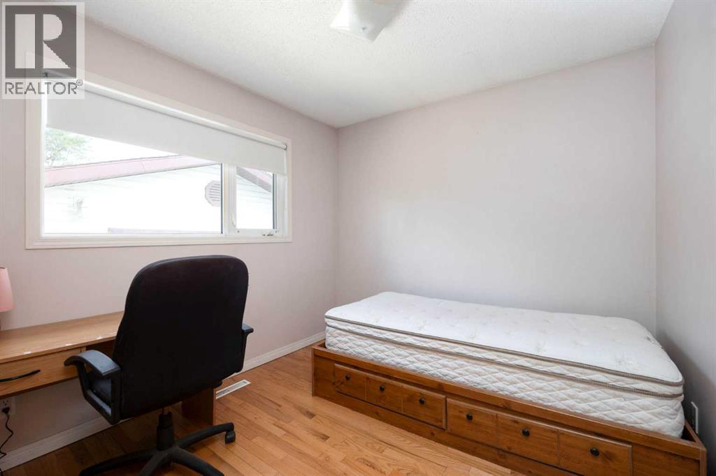 14 Saunderson Avenue, Fort McMurray