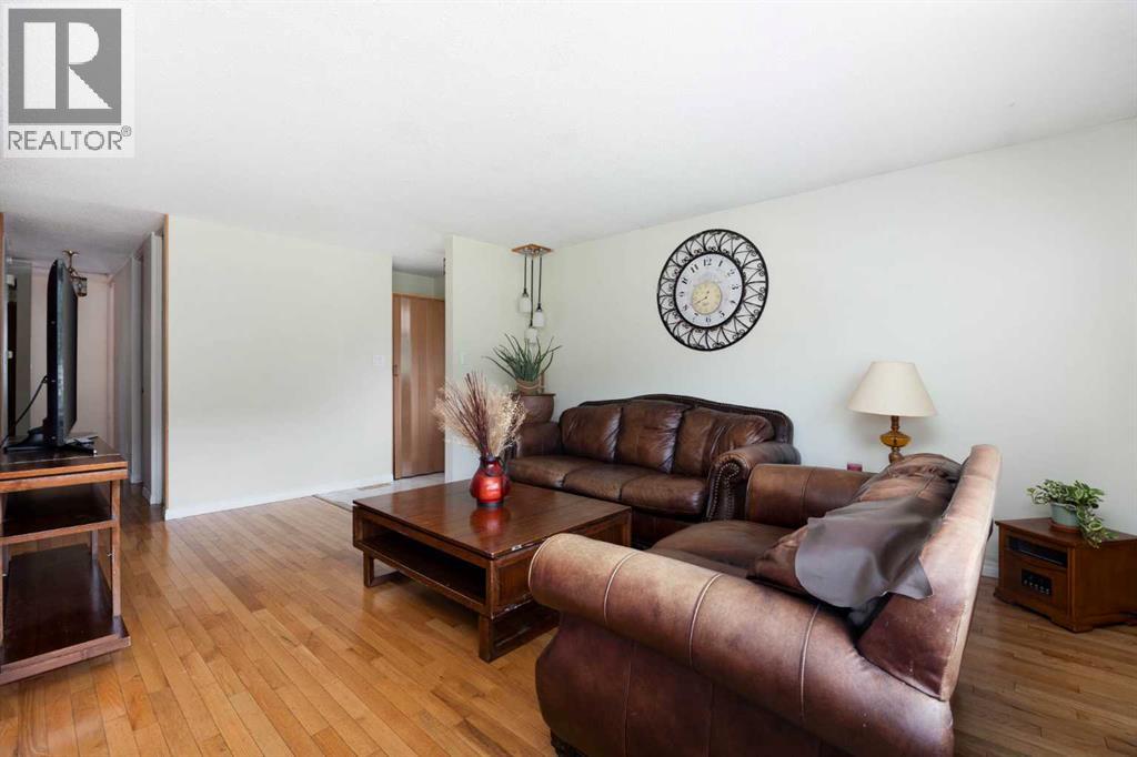 14 Saunderson Avenue, Fort McMurray