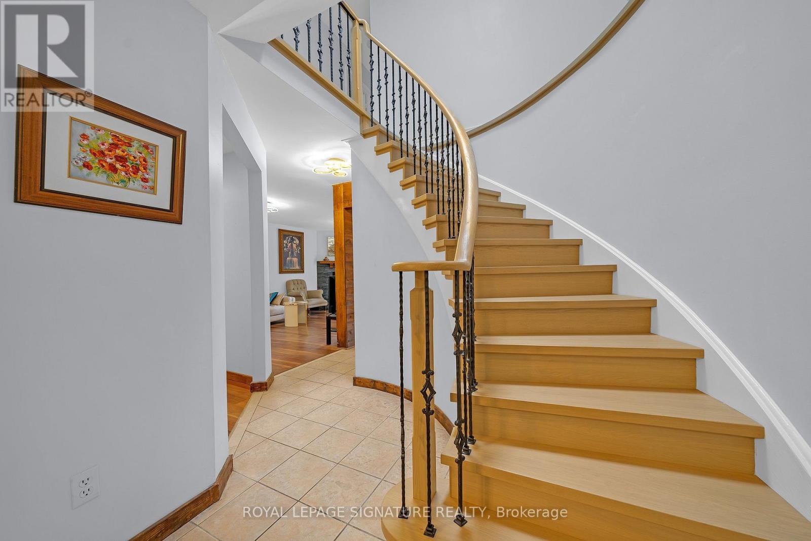 107 ROXBOROUGH LANE - 19