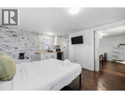 7424 Lakeshore Road, Lambton Shores, ON N0N1J3 Photo 15
