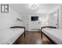 7424 Lakeshore Road, Lambton Shores, ON N0N1J3 Photo 19