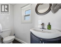 7424 Lakeshore Road, Lambton Shores, ON N0N1J3 Photo 34