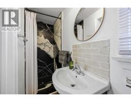 7424 Lakeshore Road, Lambton Shores, ON N0N1J3 Photo 37
