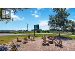 7424 Lakeshore Road, Lambton Shores, ON N0N1J3 Photo 7