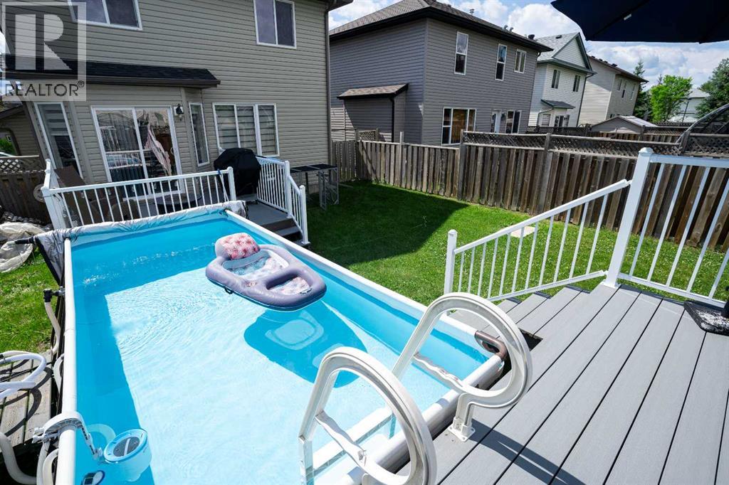 213 Parry Crescent - Image 38