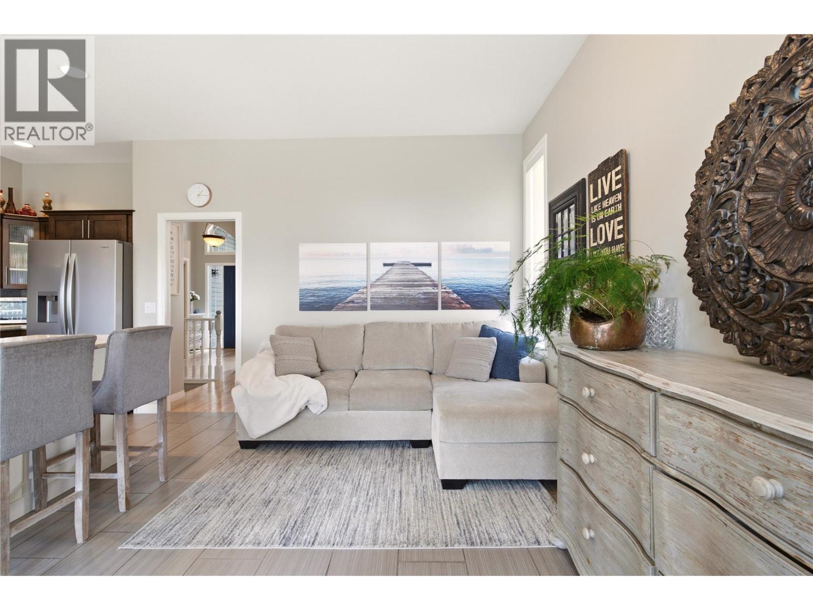  2142 Shannon Woods Way, West Kelowna