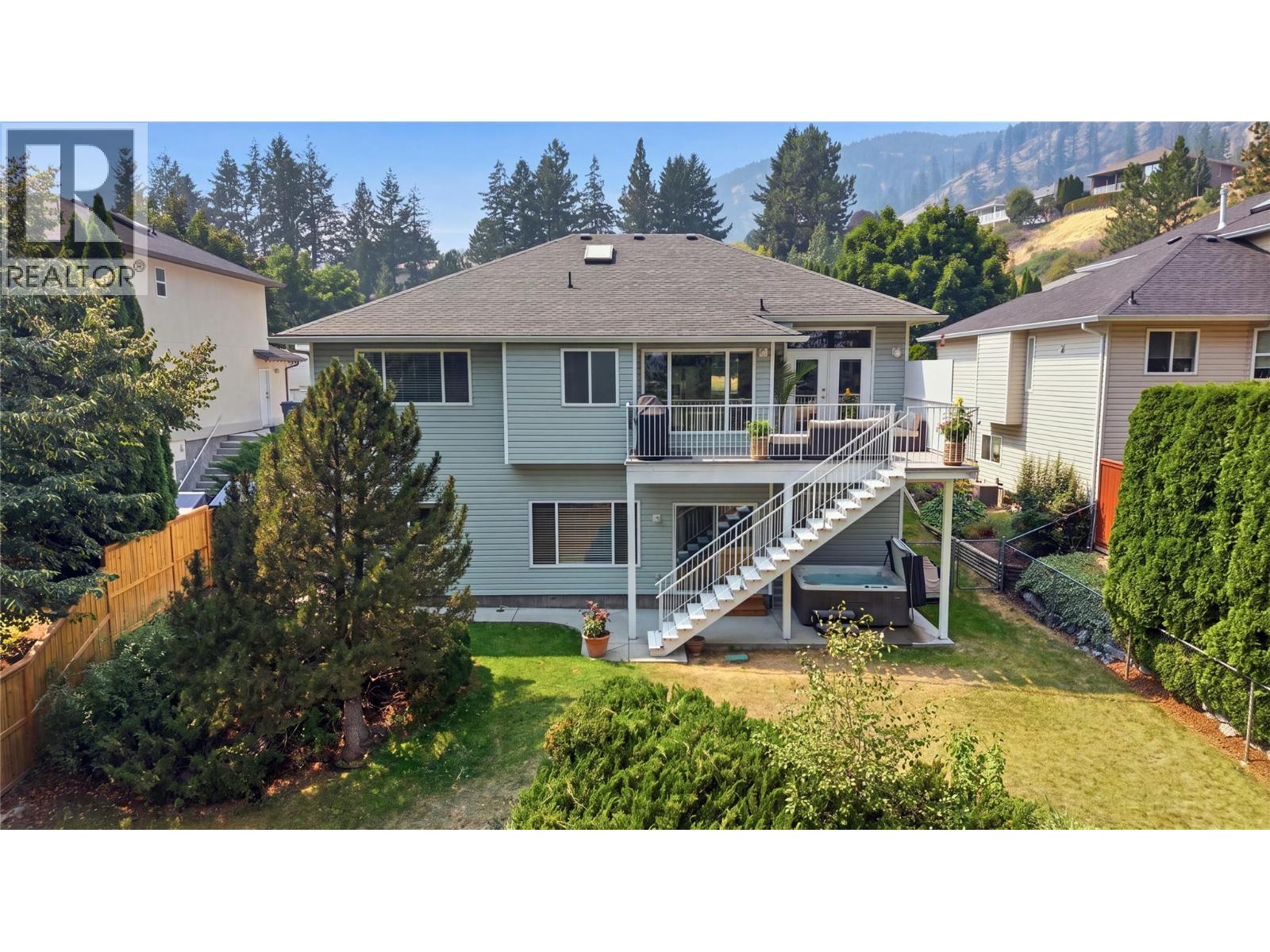  2142 Shannon Woods Way, West Kelowna