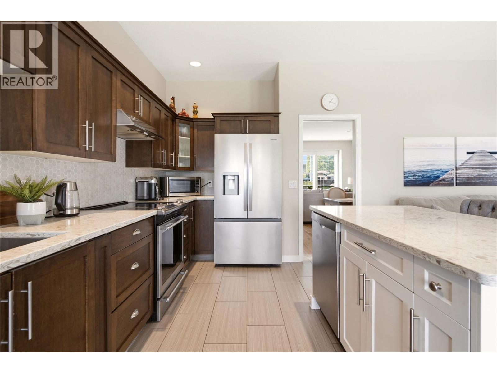  2142 Shannon Woods Way, West Kelowna
