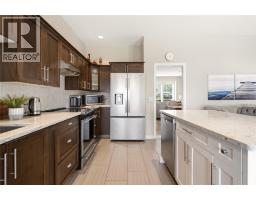Kitchen - 2142 Shannon Woods Way, West Kelowna, BC V4T2R5 Photo 12