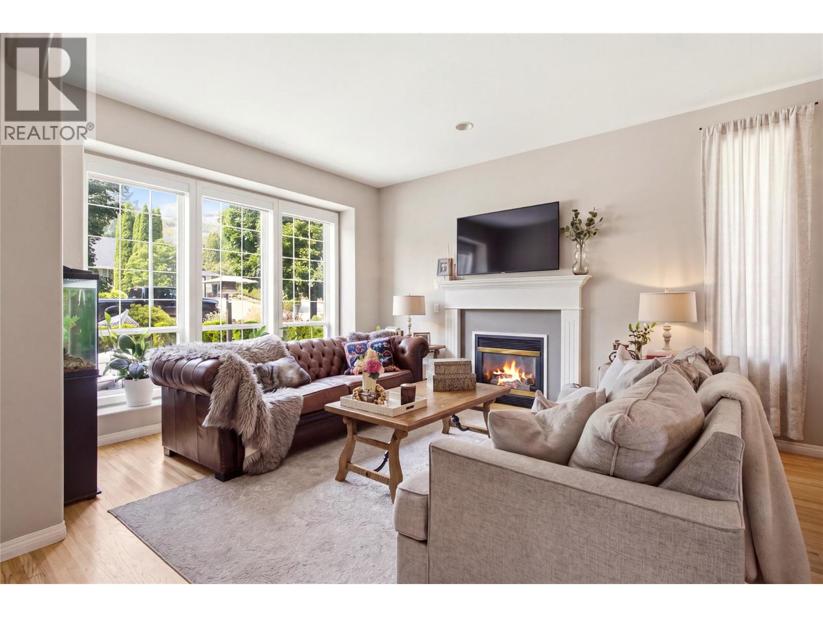  2142 Shannon Woods Way, West Kelowna