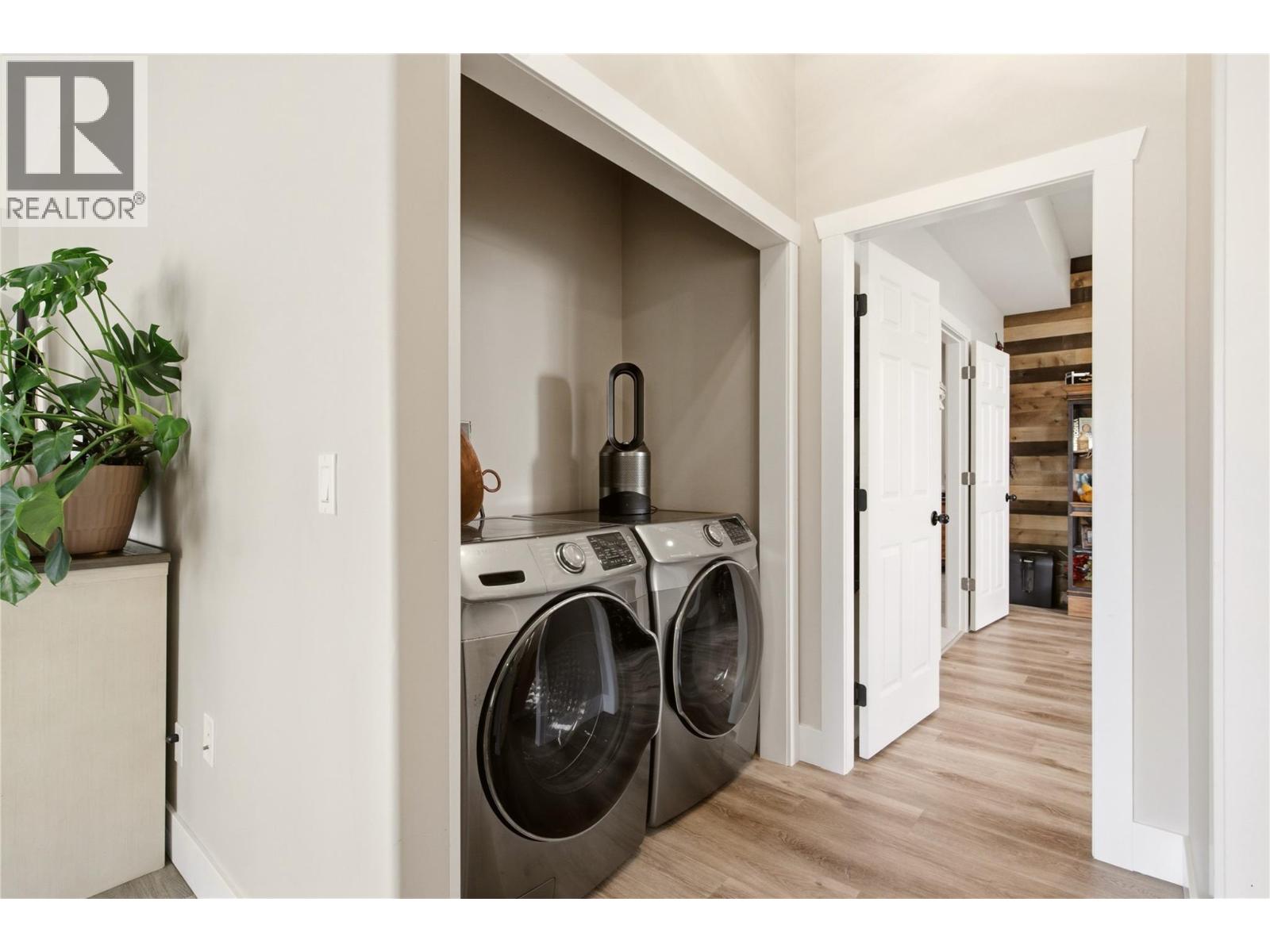  2142 Shannon Woods Way, West Kelowna