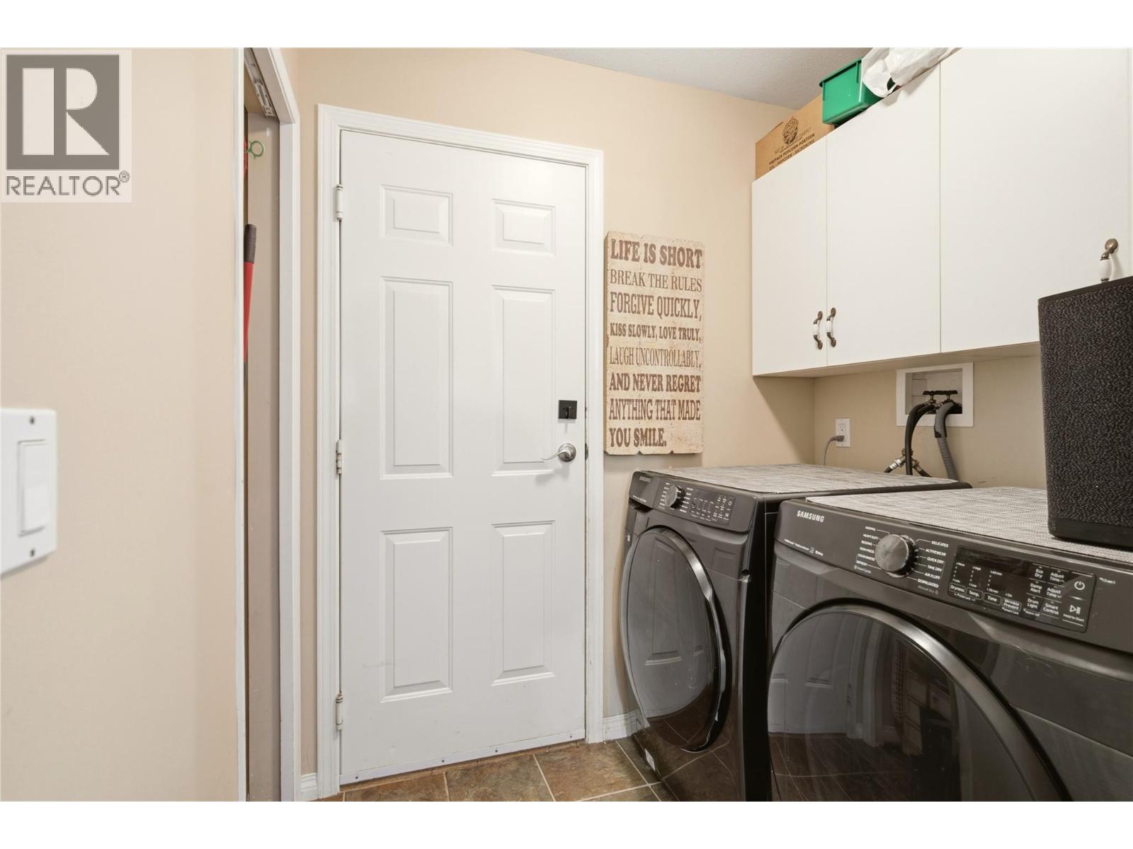  2142 Shannon Woods Way, West Kelowna