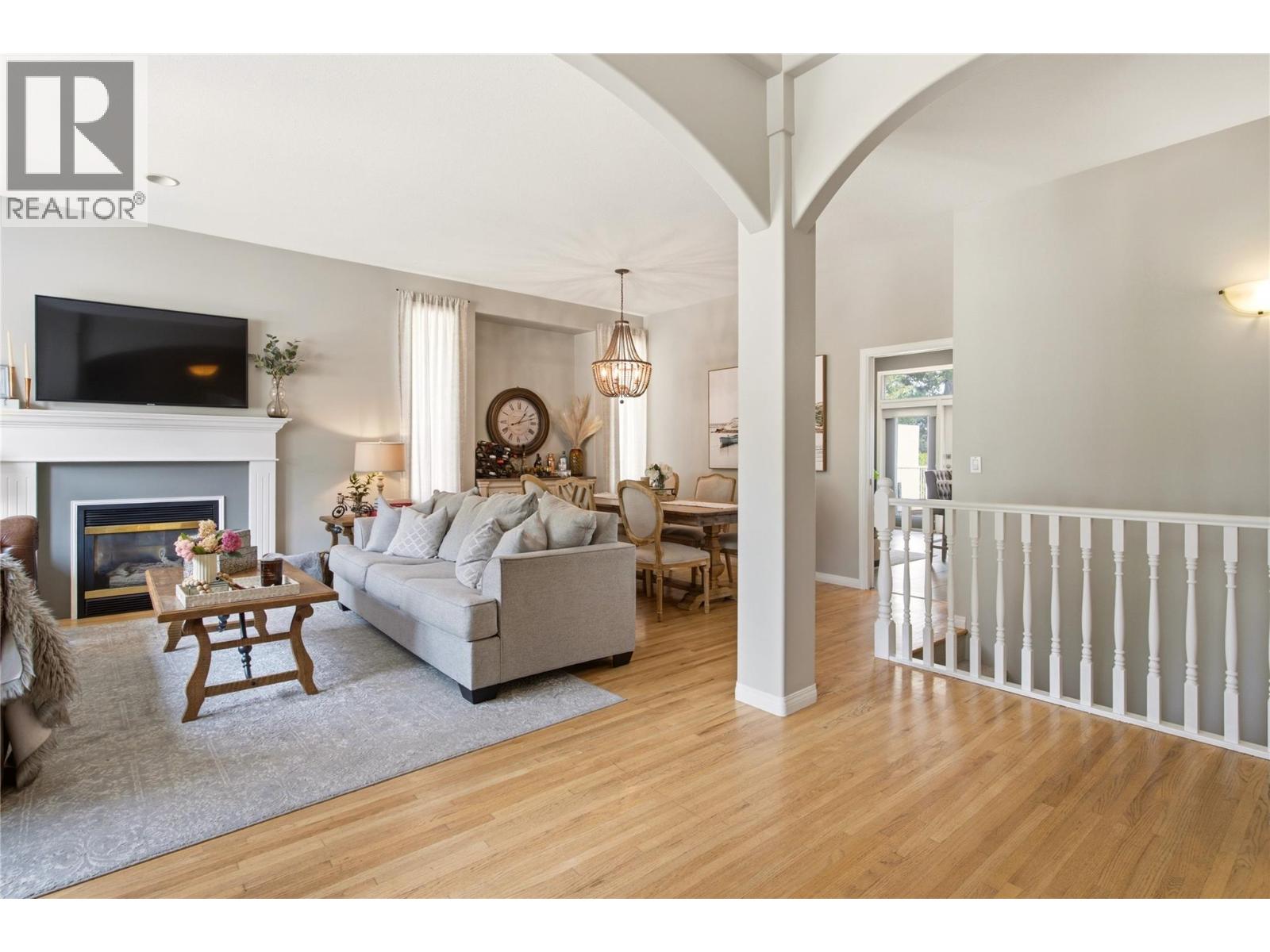  2142 Shannon Woods Way, West Kelowna