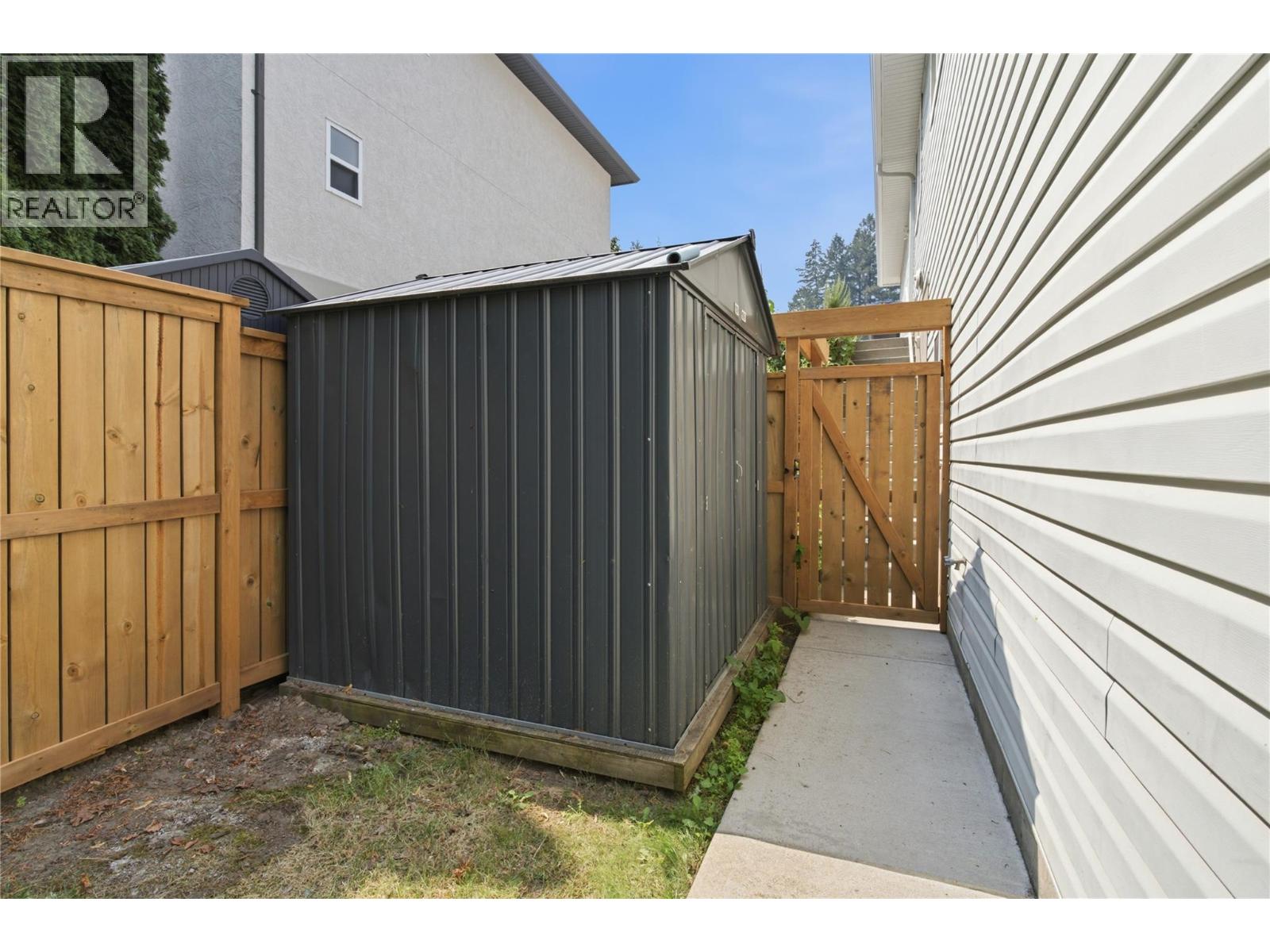  2142 Shannon Woods Way, West Kelowna