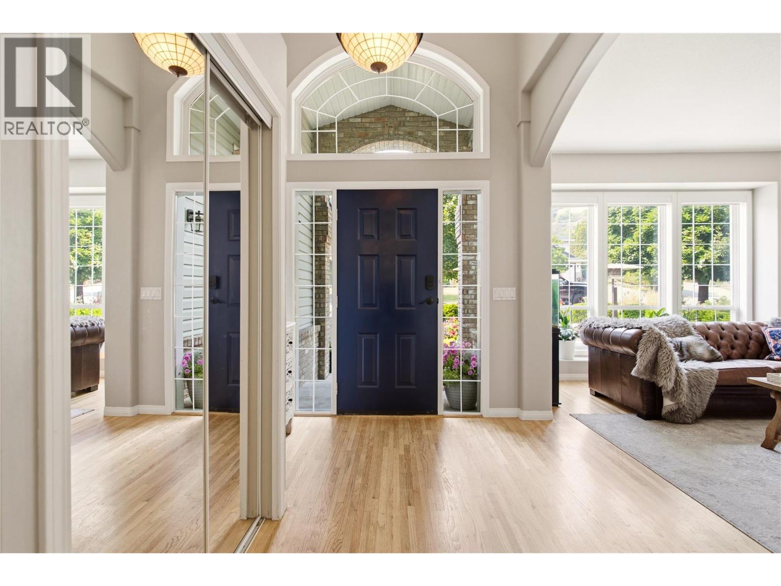  2142 Shannon Woods Way, West Kelowna