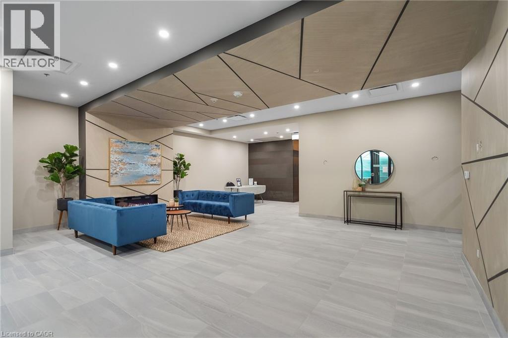 #705 60 CHARLES Street W - 6