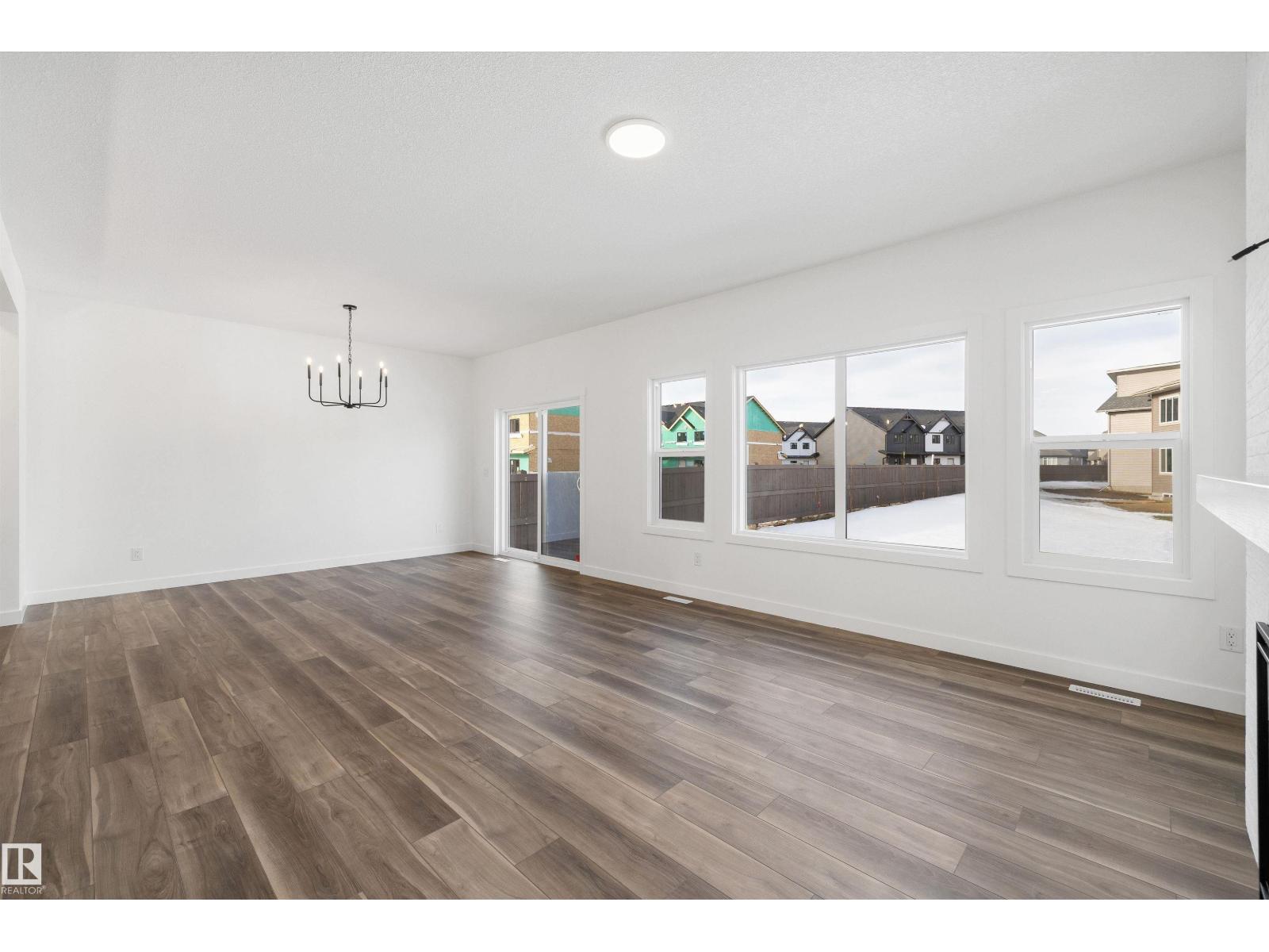 19428 25 AV NW - 27
