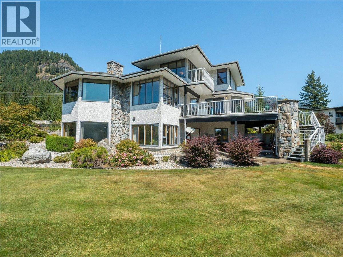 5725 Taghum Frontage Road