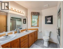 5725 Taghum Frontage Road, Taghum, BC V1L6X9 Photo 35