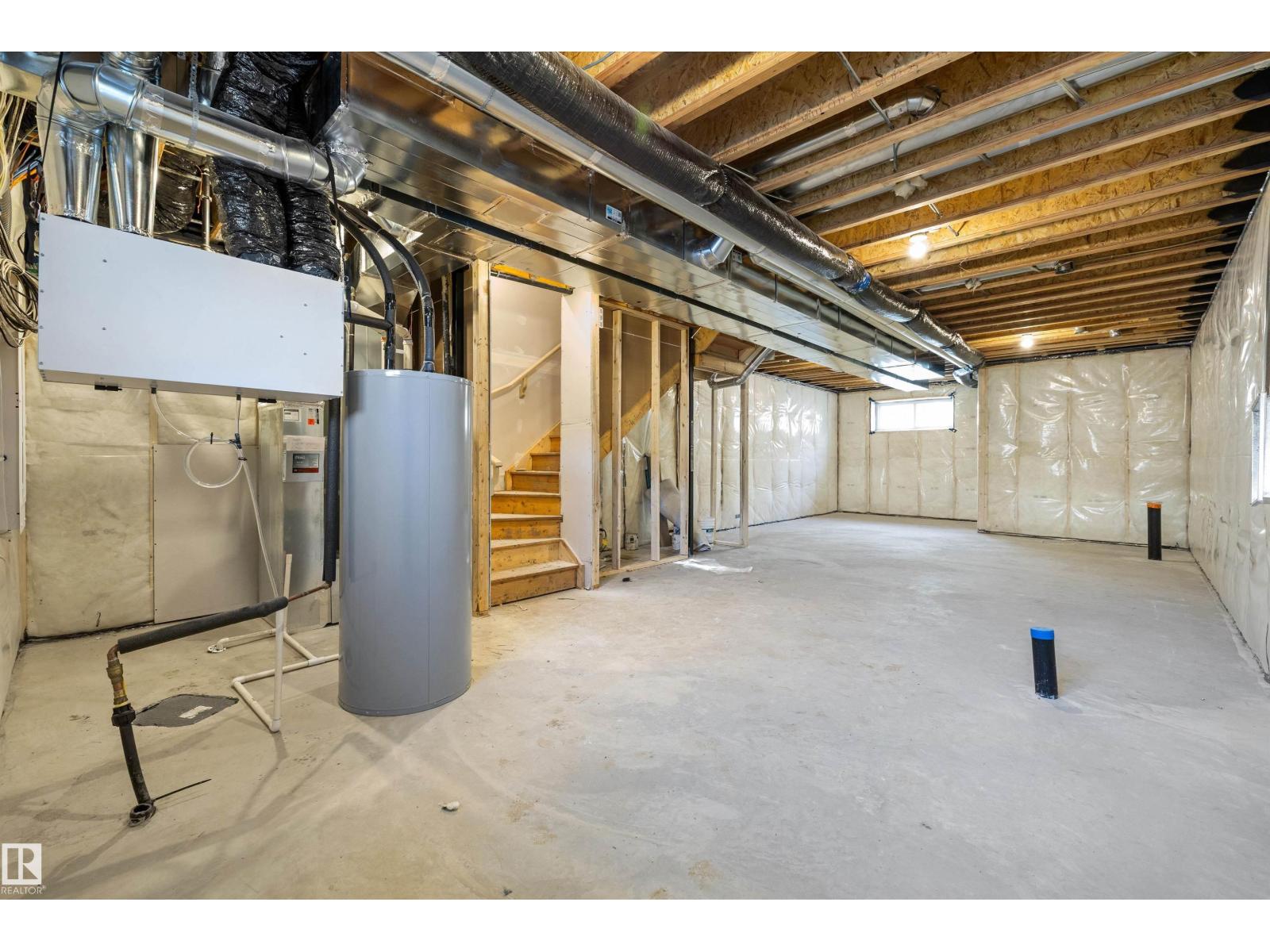 18859 29 AV NW - 39