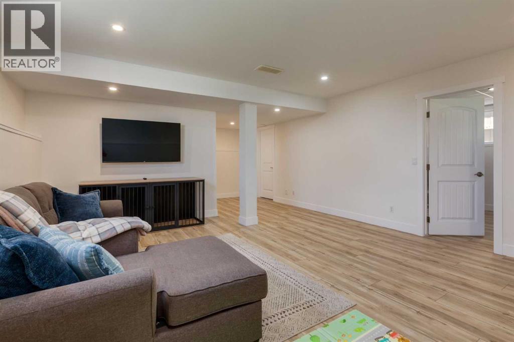 156 CAMDEN Court - 31