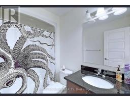 Bathroom - 01 - 10 Vaughan Street S, Guelph, ON N1L1C9 Photo 9