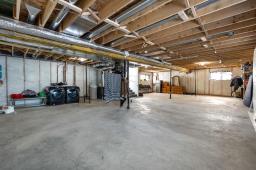 38 Falcon Drive, New Bothwell, MB R0A1C0 Photo 23