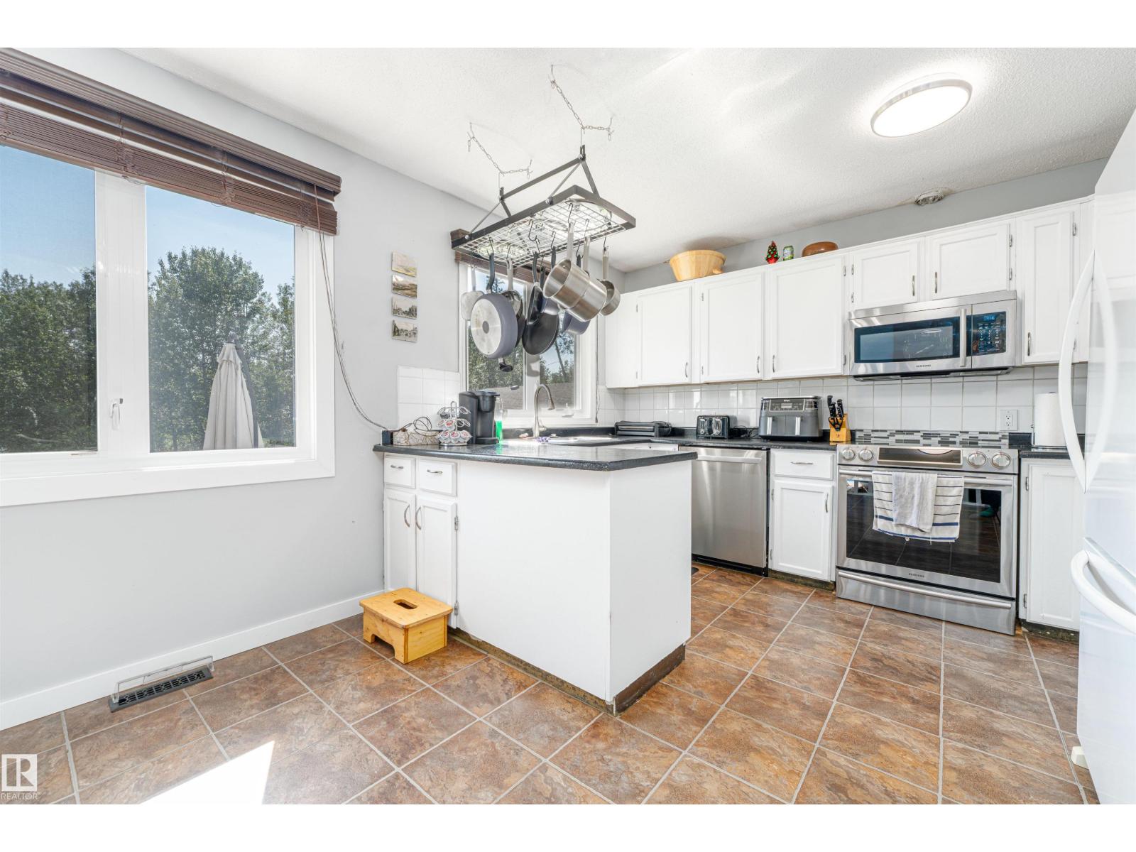 38 57108 RGE ROAD 220 - Photo 28