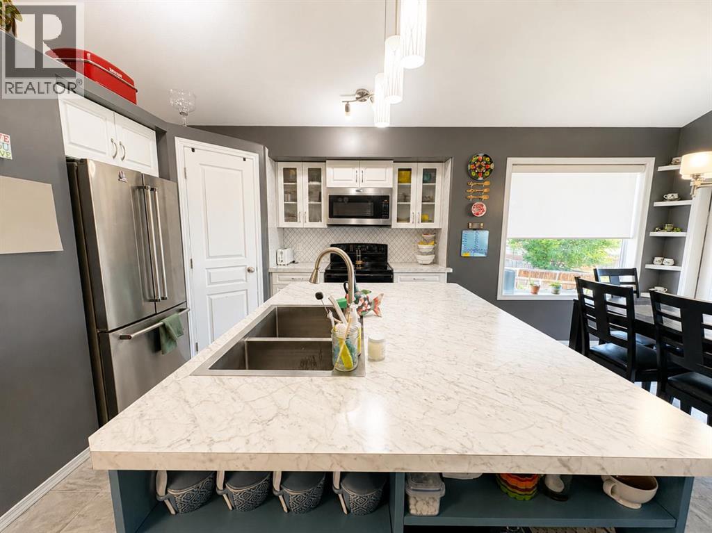 6819 59 Close - Photo 7