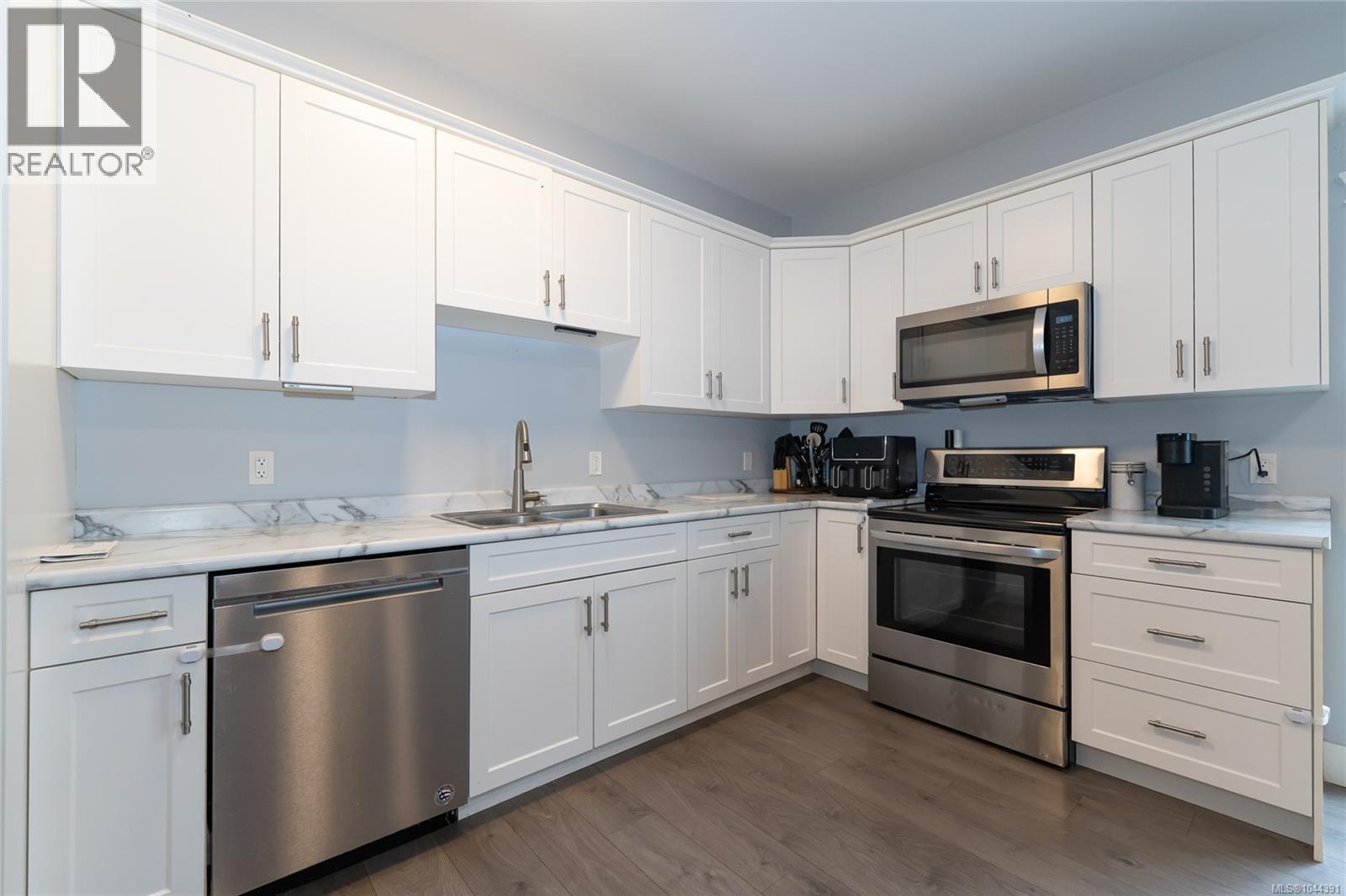 3211 Pinder Pl - 54