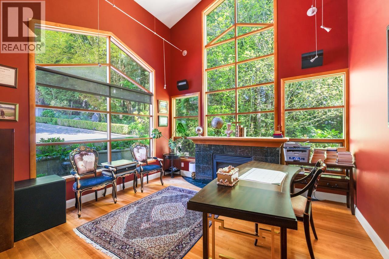 1626 PINECREST DRIVE, West Vancouver