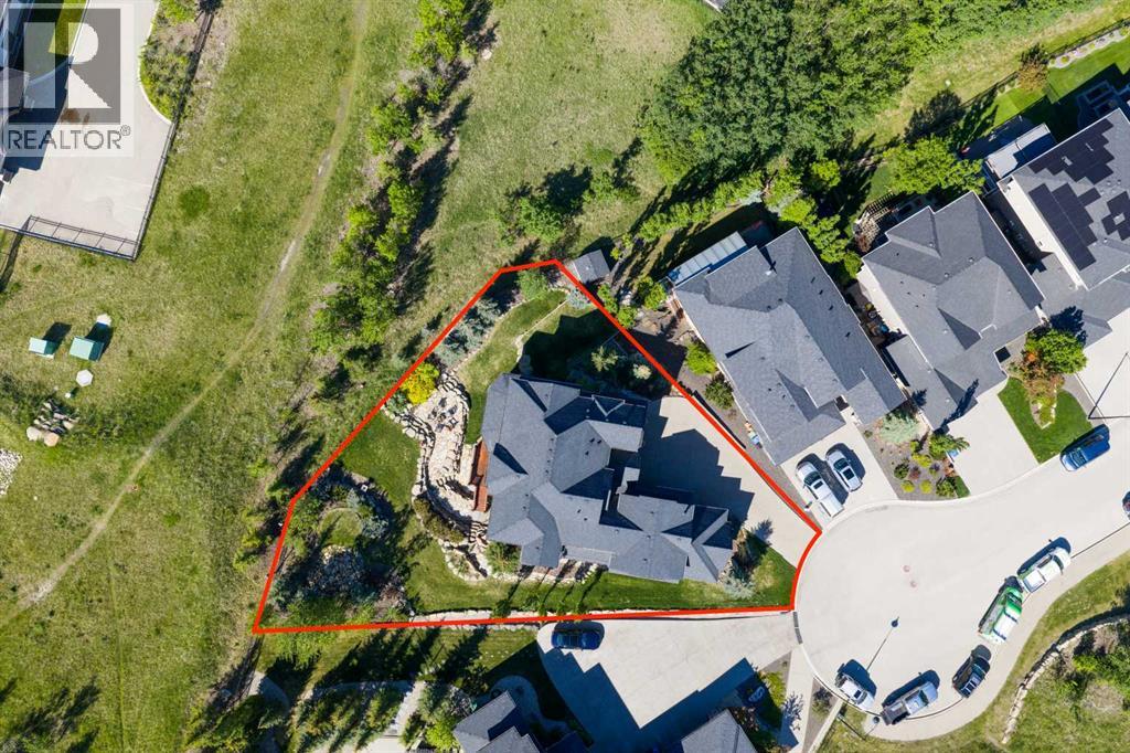 250 CRESTRIDGE Place SW, Calgary — photo 3